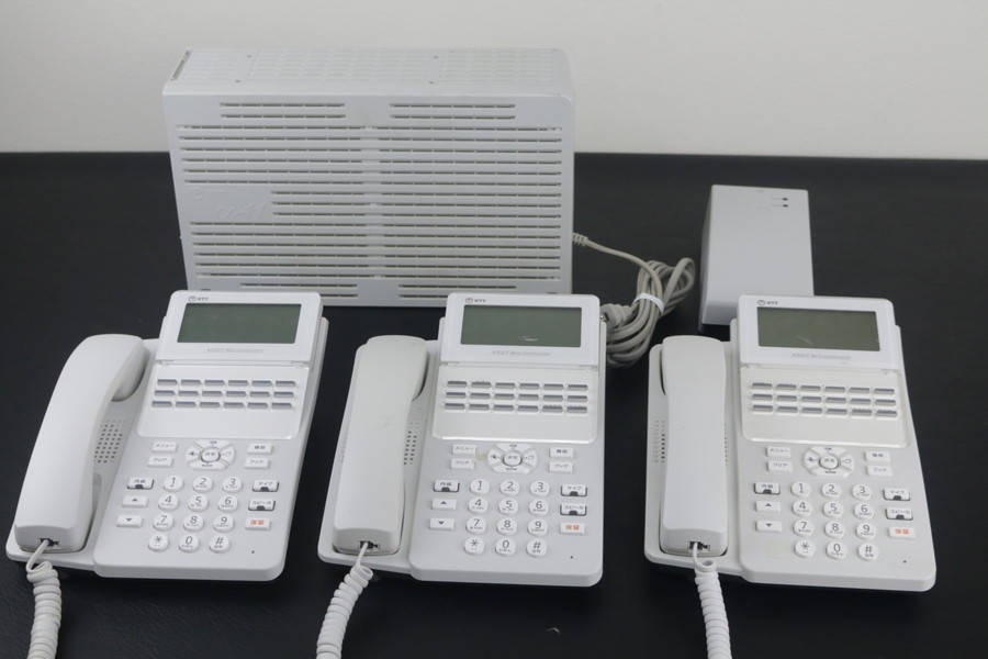 格安在庫あαA1 ビジネスホン４点セット（A1-18STEL-2W）（A1-MES-1）業務用電話機 17～18年製　未チェック現状品! NTT